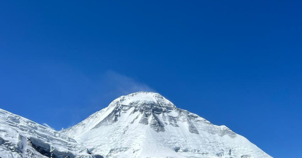 MT. DHAULAGIRI EXPEDITION – CHALLENGE THE WHITE MOUNTAIN WITH 14 PEAKS EXPEDITION