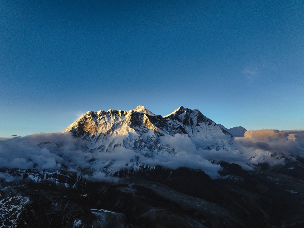 YOUR JOURNEY TO THE TOP: SPRING 2026 8000M EXPEDITIONS IN NEPAL AND TIBET