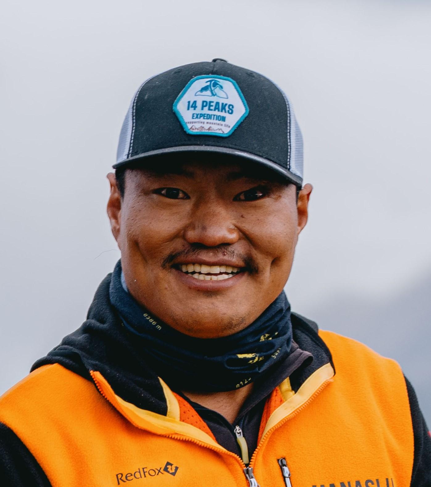 Expert Lakpa Sherpa